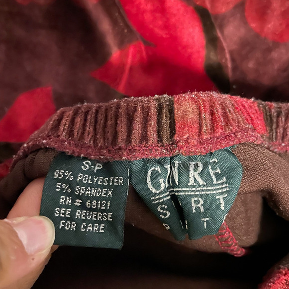 Vintage Womens Maxi Skirt Petite Small Red Floral Velvet Pull On Whimsigoth 90s - Picture 4 of 7